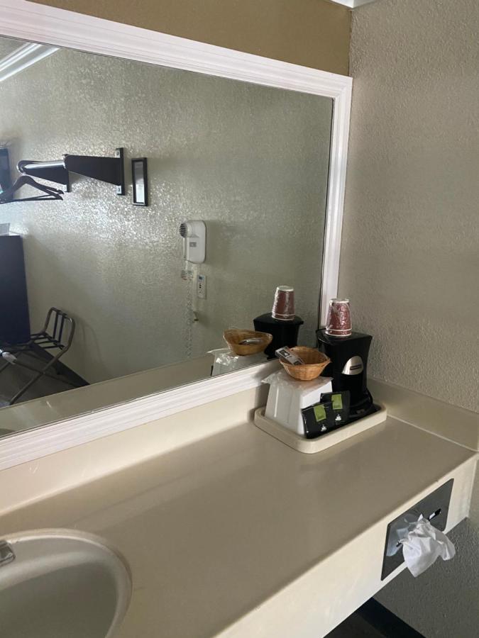 Atascadero Inn Εξωτερικό φωτογραφία