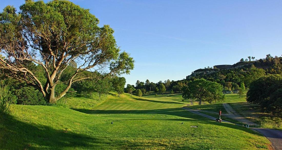 Atascadero Inn Εξωτερικό φωτογραφία